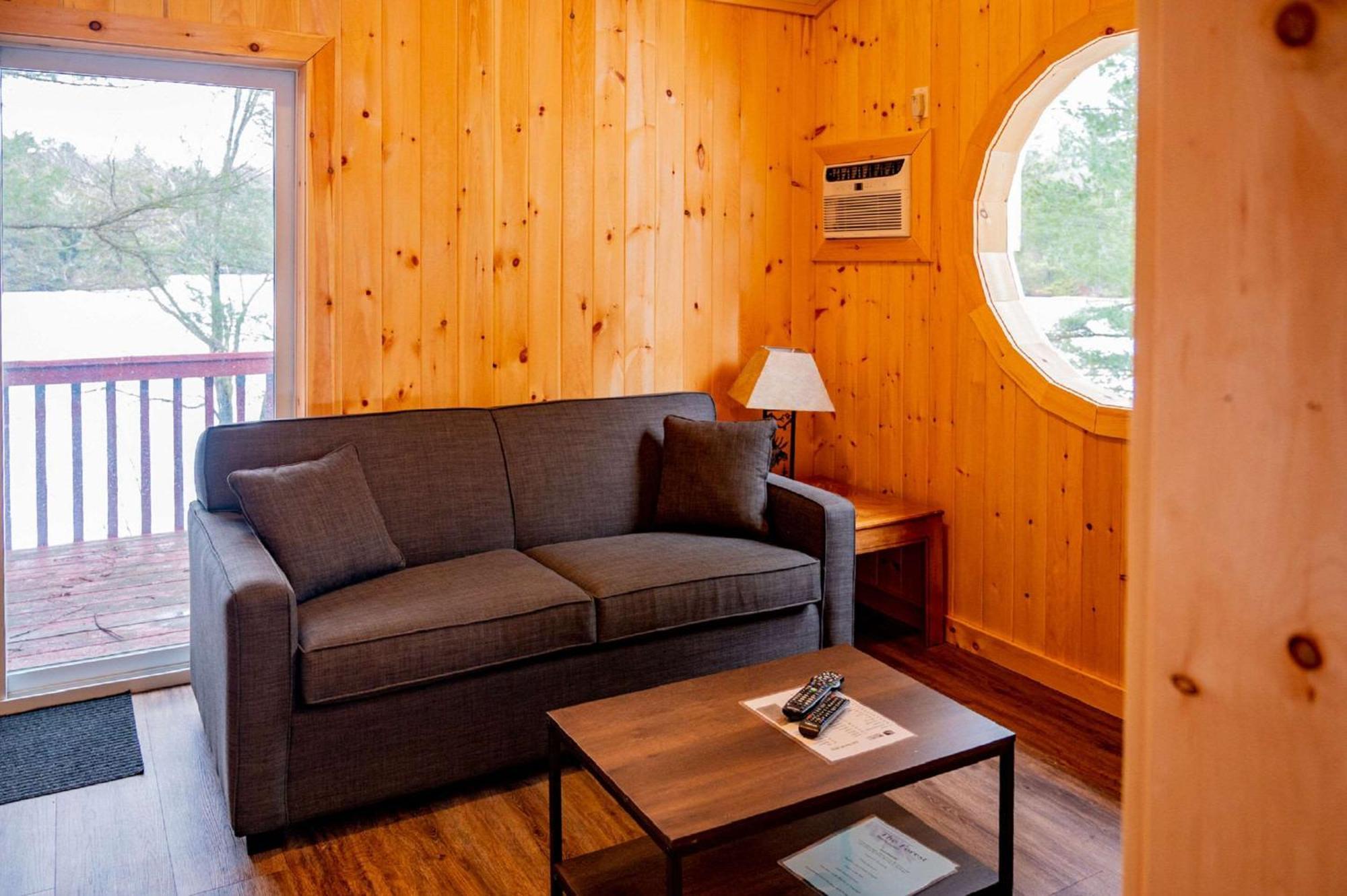 The Grand Tappattoo Resort, Ascend Hotel Collection Otter Lake 외부 사진