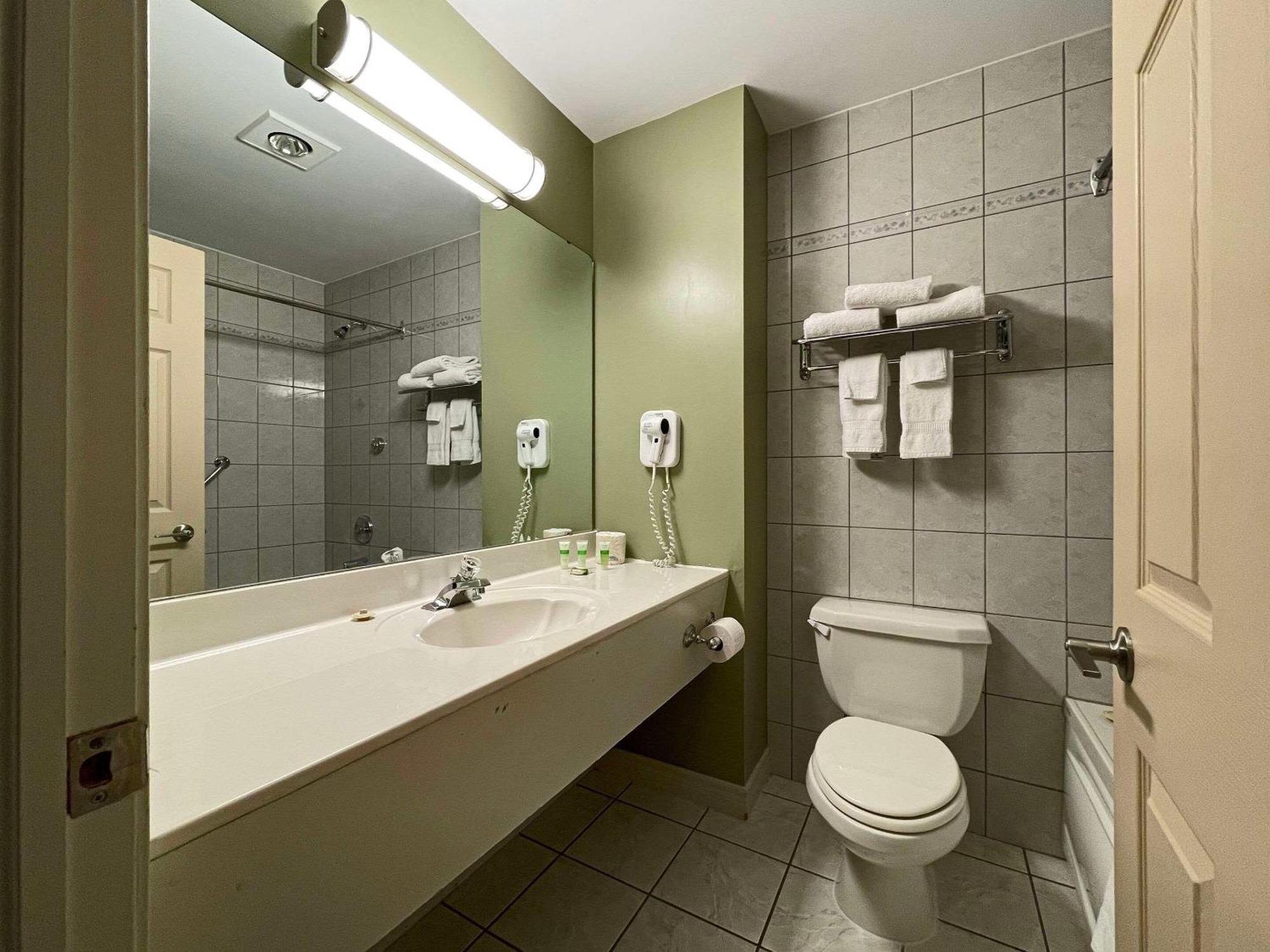 The Grand Tappattoo Resort, Ascend Hotel Collection Otter Lake 외부 사진