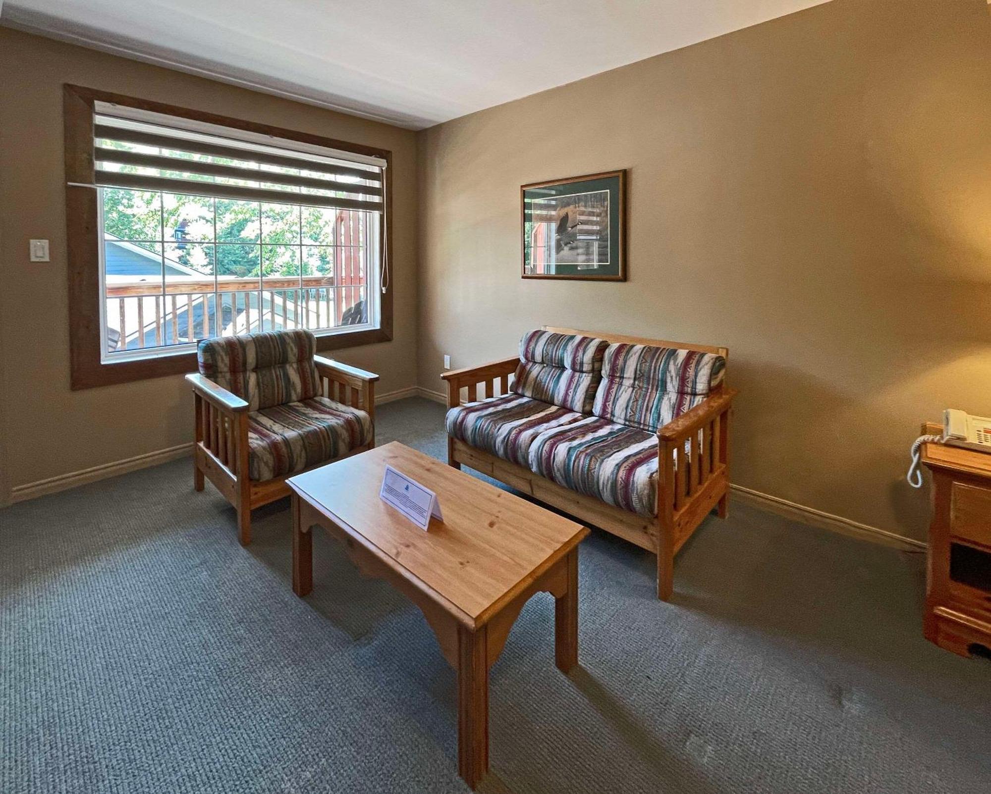 The Grand Tappattoo Resort, Ascend Hotel Collection Otter Lake 외부 사진