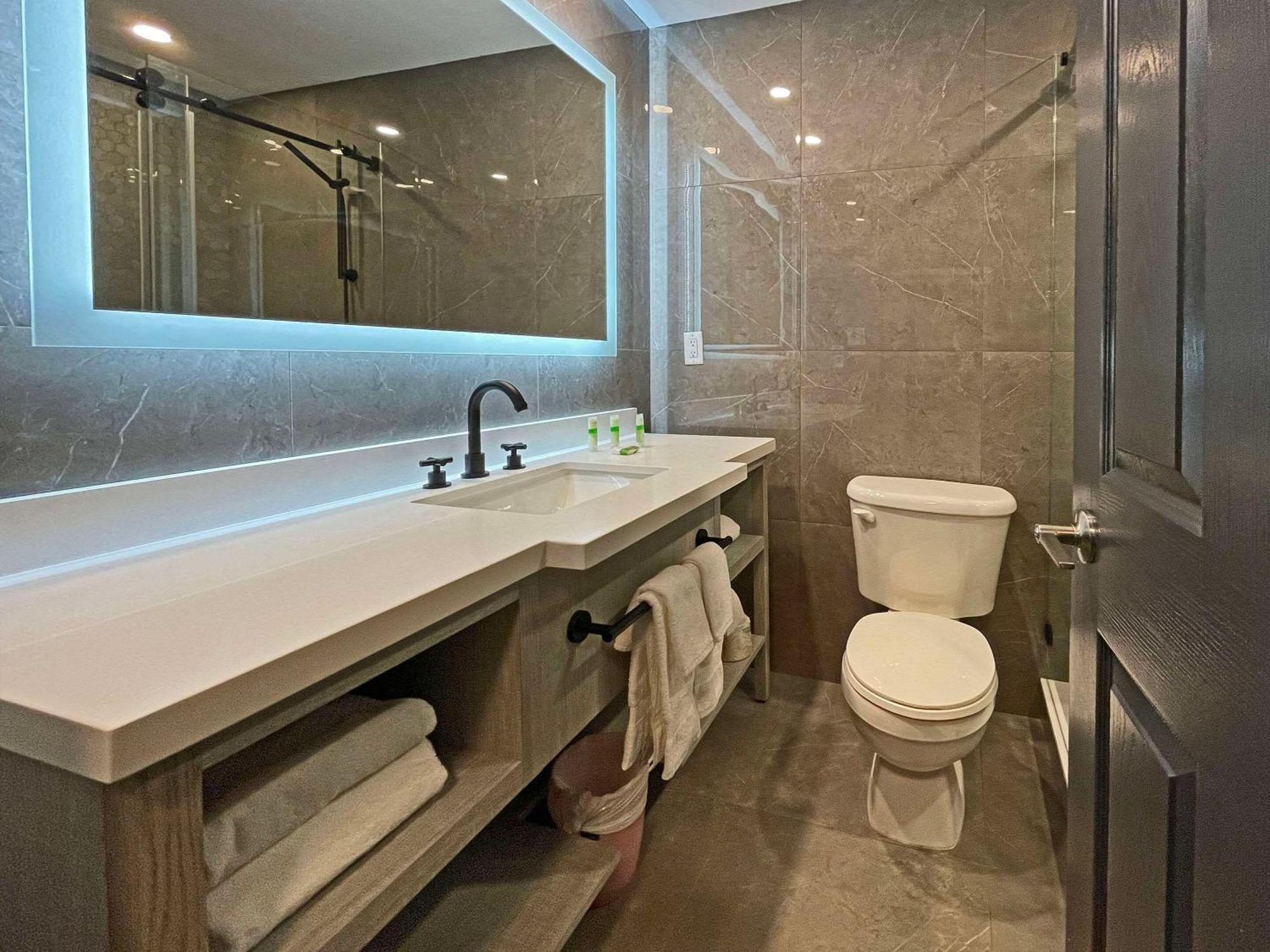 The Grand Tappattoo Resort, Ascend Hotel Collection Otter Lake 외부 사진
